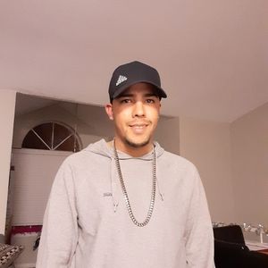 Meet your Posher, Jonathan